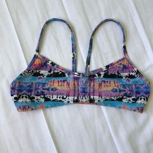 Jolyn patterned bikini top